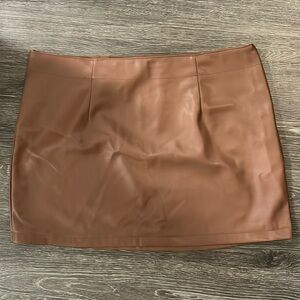 Abercrombie faux leather skirt XL